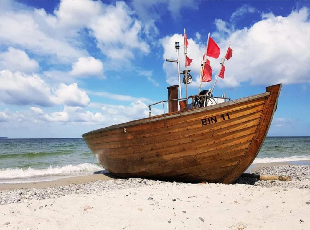 Ferienapartment Wiese & Meer Auf Ruegen Neddesitz Kültér fotó